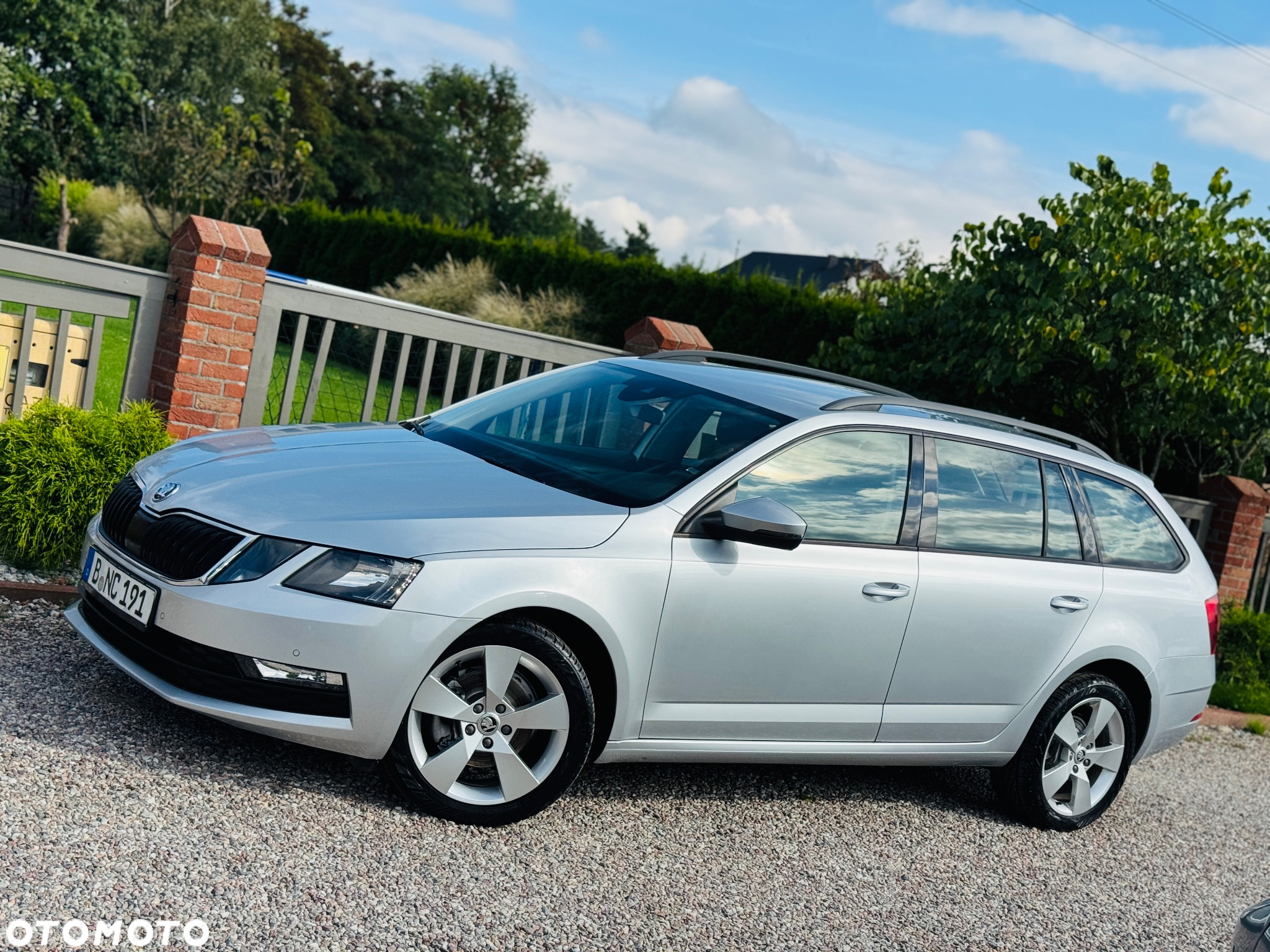 Skoda Octavia 1.6 TDI SCR 4x4 Style - 26