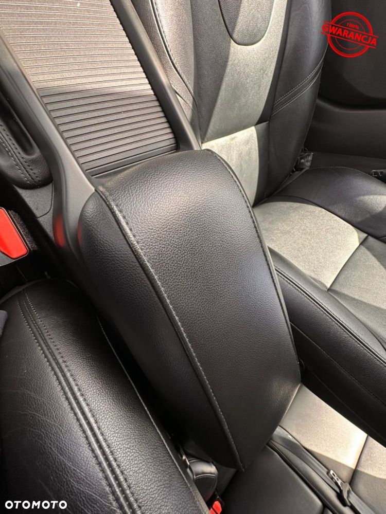 Volvo V40 - 32