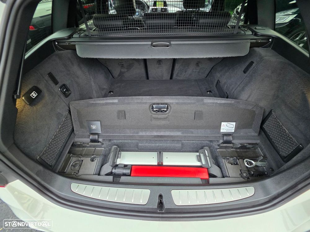 BMW 320 d Touring Pack M - 26