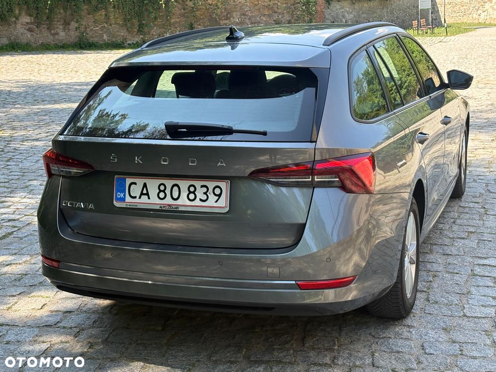 Skoda Octavia 2.0 TDI Ambition DSG - 15