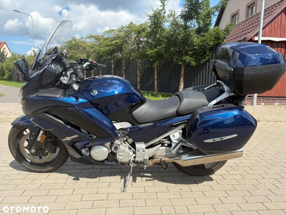 Yamaha FJR - 6