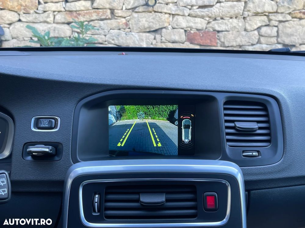 Volvo V60 D6 Twin Engine Geartronic RDesign - 39