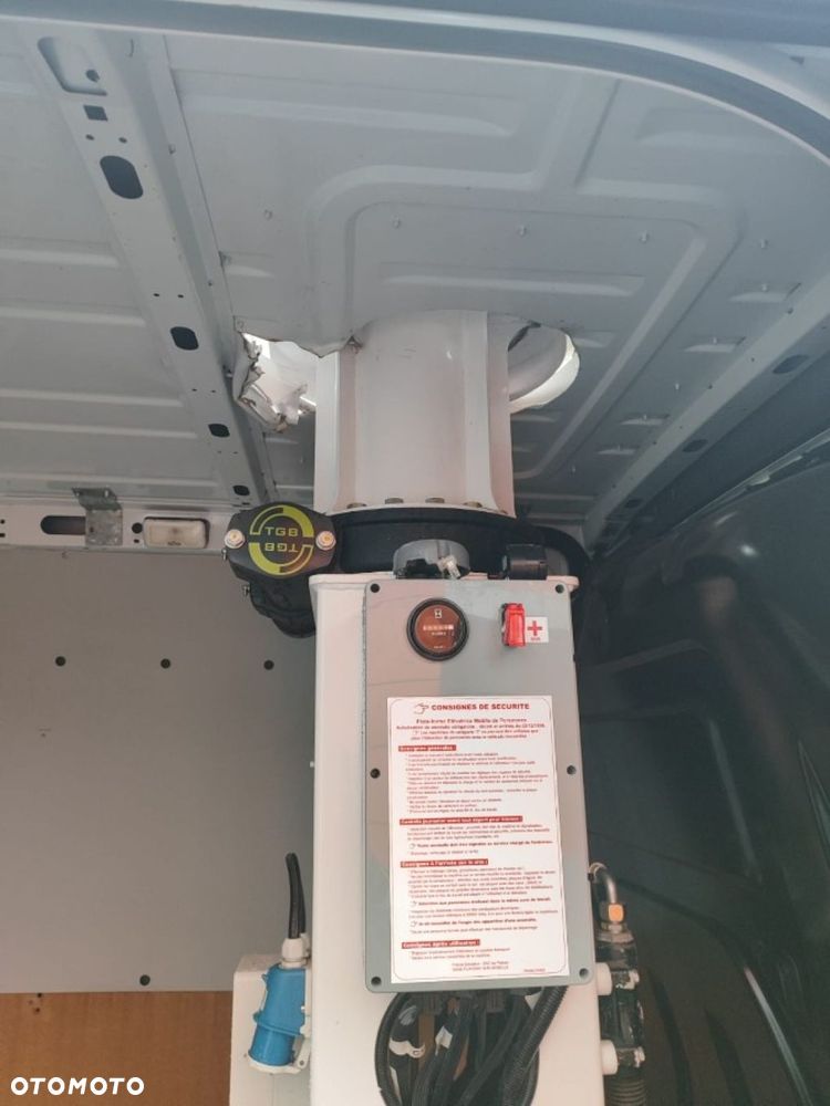 Renault Master - 24