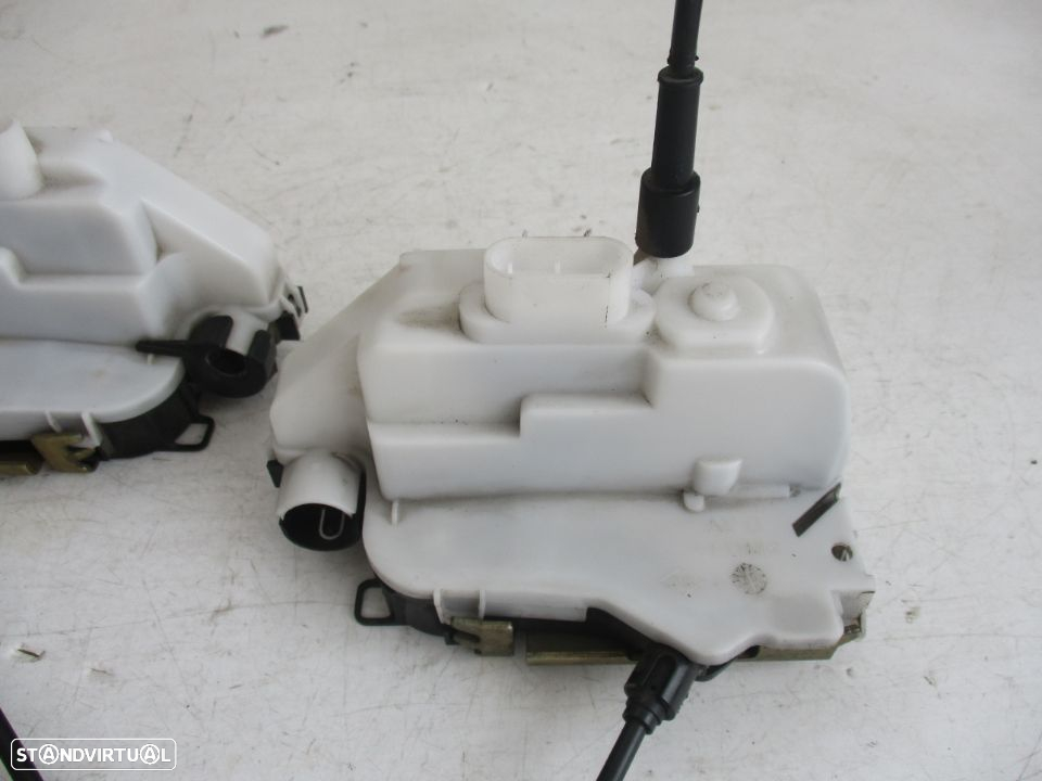 Fechadura porta Citroen C3 Frente Esquerdo Direito - 2