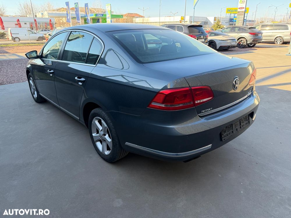 Volkswagen Passat 2.0 TDI Comfortline - 6