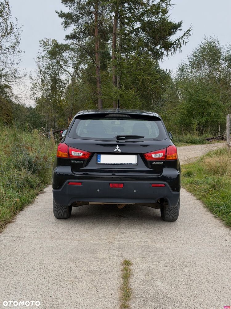 Mitsubishi ASX - 4