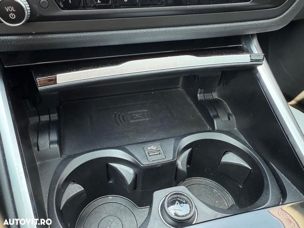 BMW Seria 3 320d xDrive Aut. Luxury Line - 10