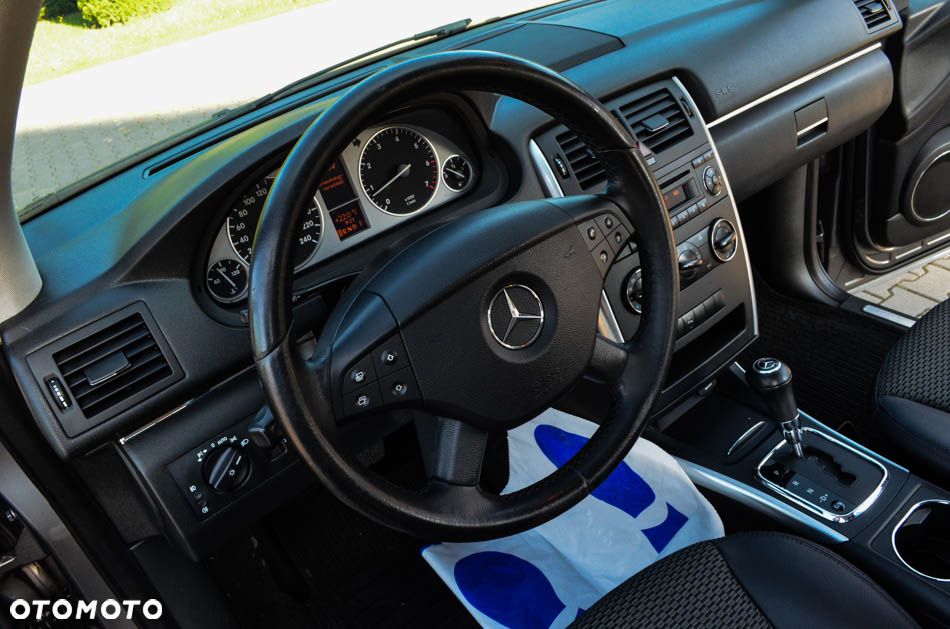 Mercedes-Benz Klasa B - 21