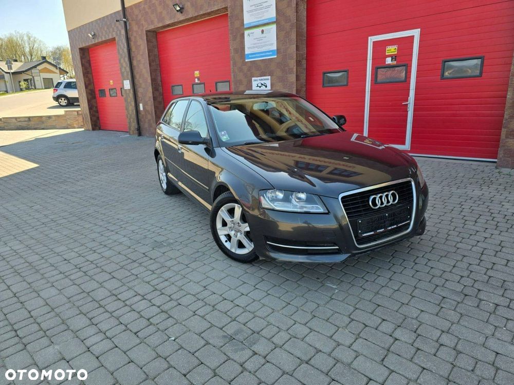 Audi A3 Sportback - 4