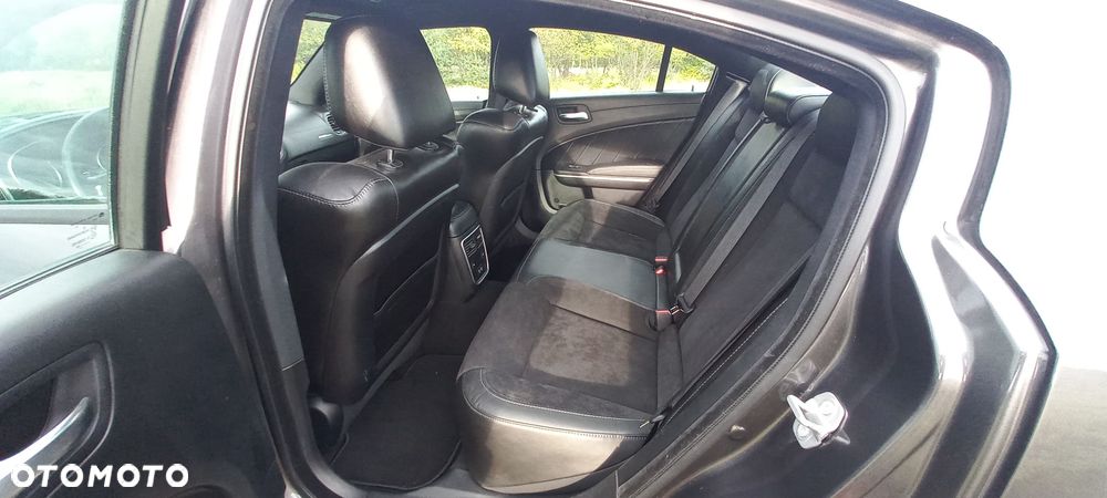 Dodge Charger 3.6 GT - 31