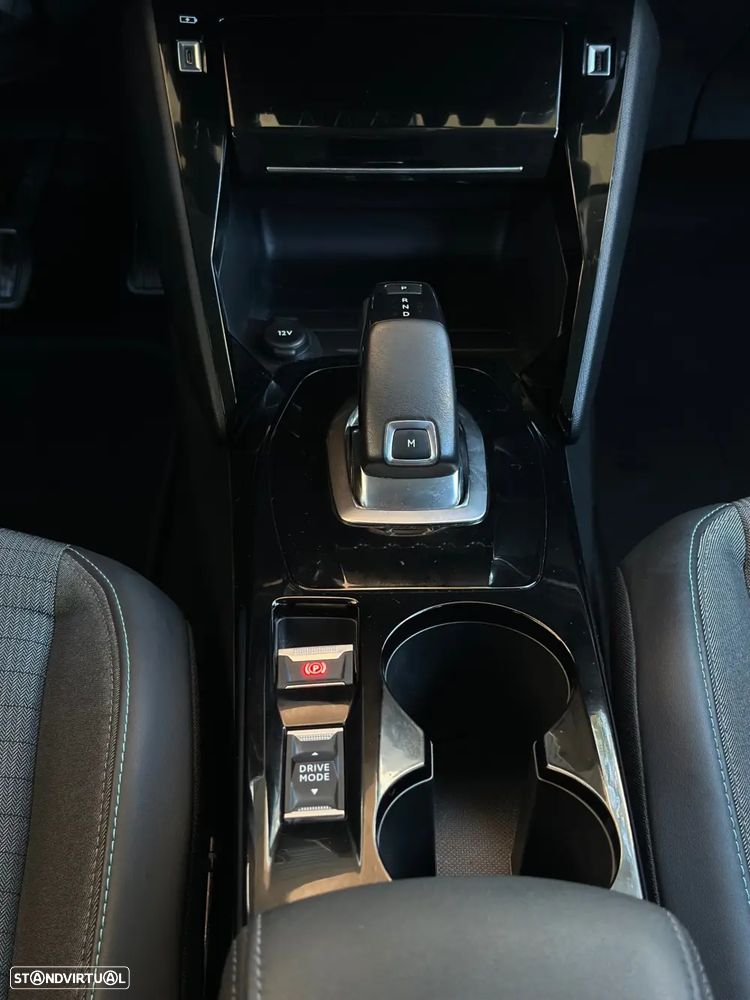 Peugeot 208 1.2 PureTech Allure Pack EAT8 - 20