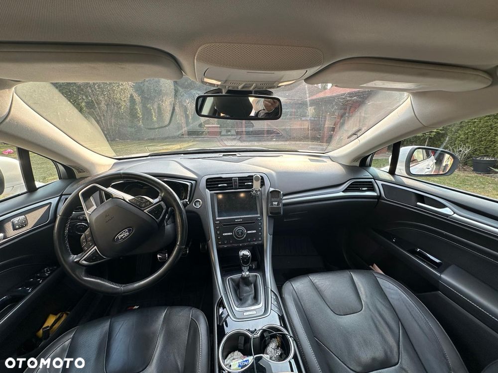 Ford Mondeo 2.0 TDCi Titanium - 24