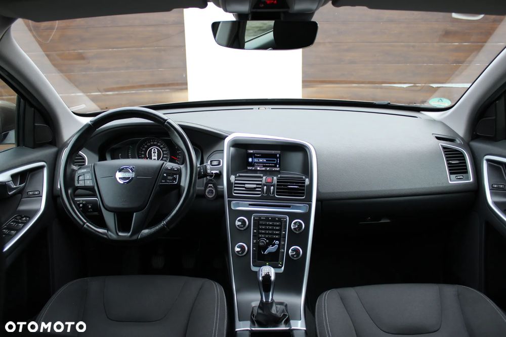 Volvo XC 60 D4 Kinetic - 14