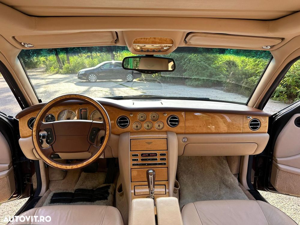 Bentley Arnage R - 12