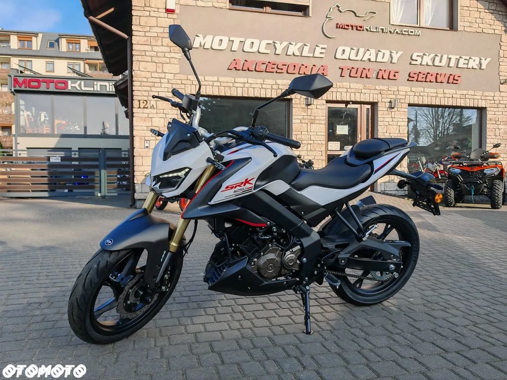 QJMOTOR SRK 125S - 9