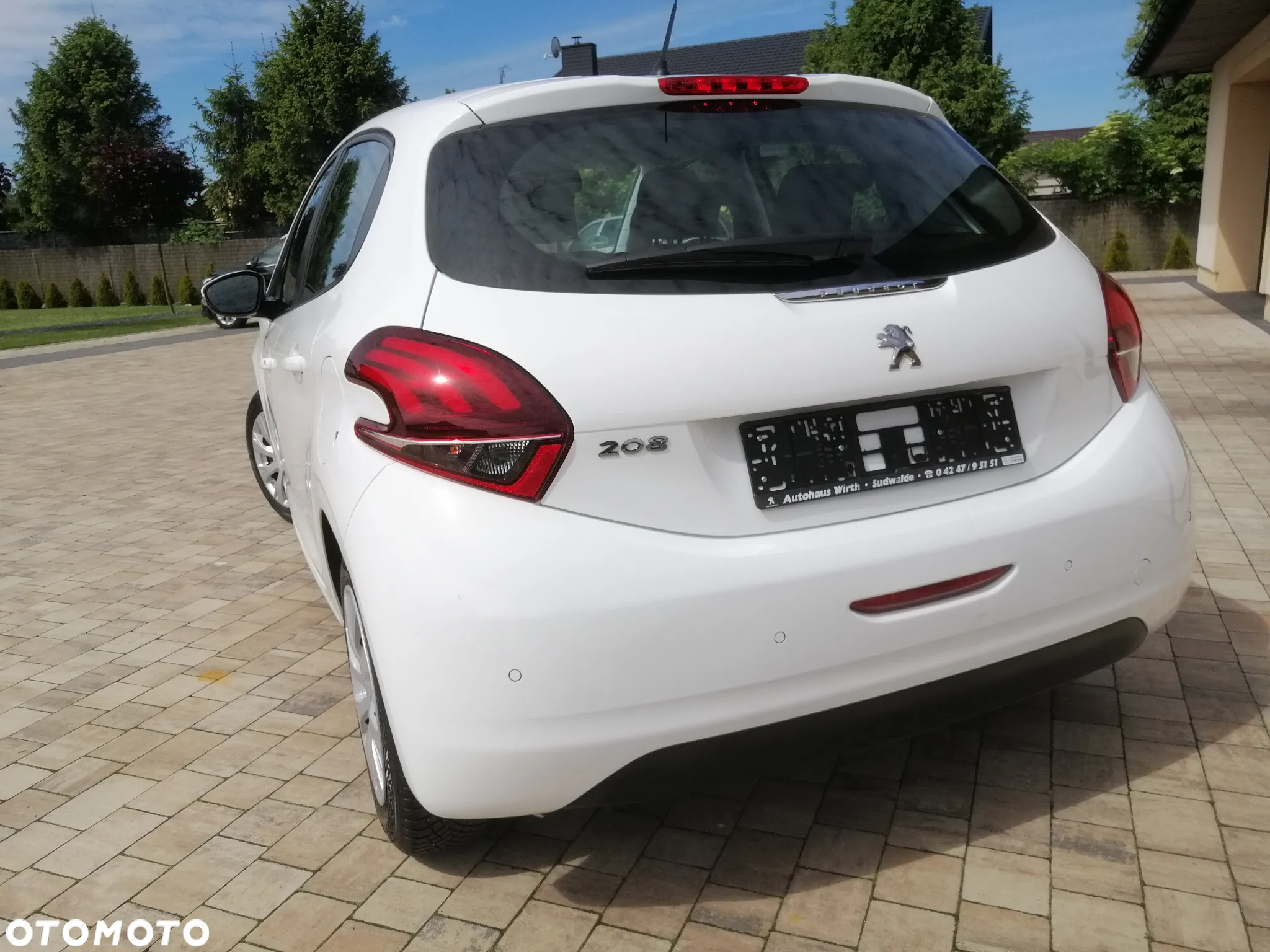 Peugeot 208 PureTech 82 Start & Stop Allure - 7
