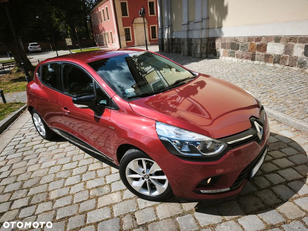 Renault Clio - 29