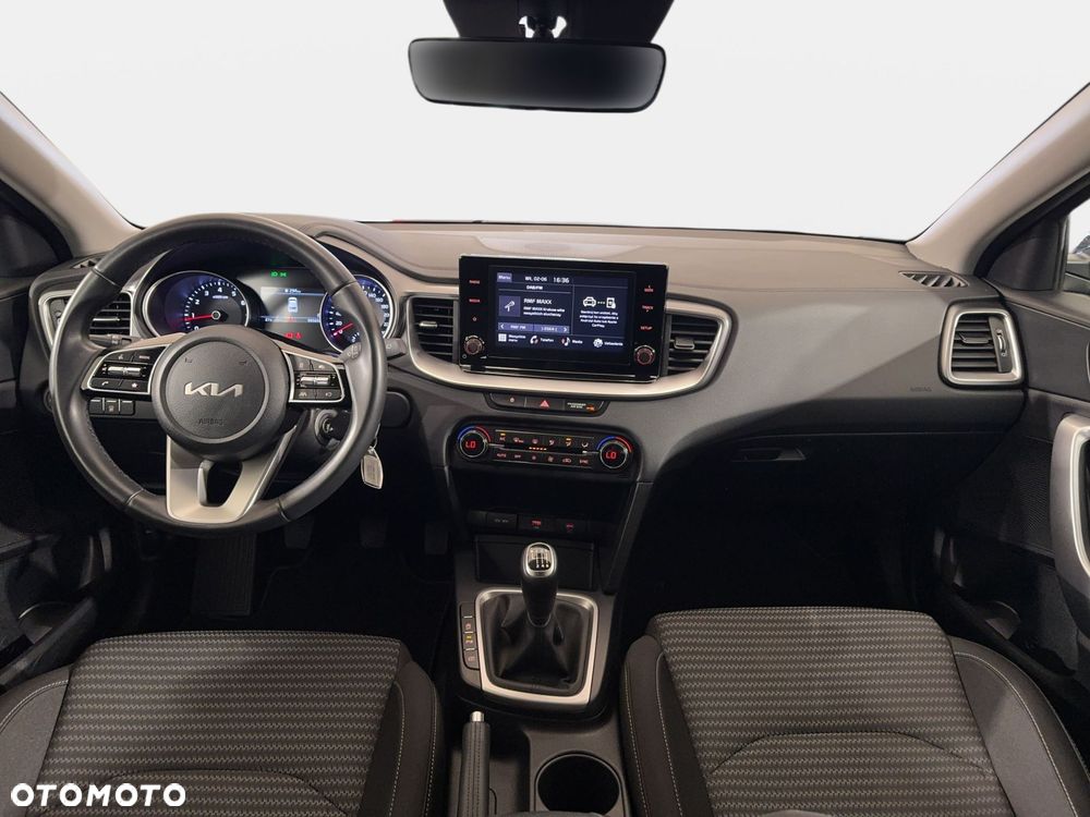 Kia XCeed - 16