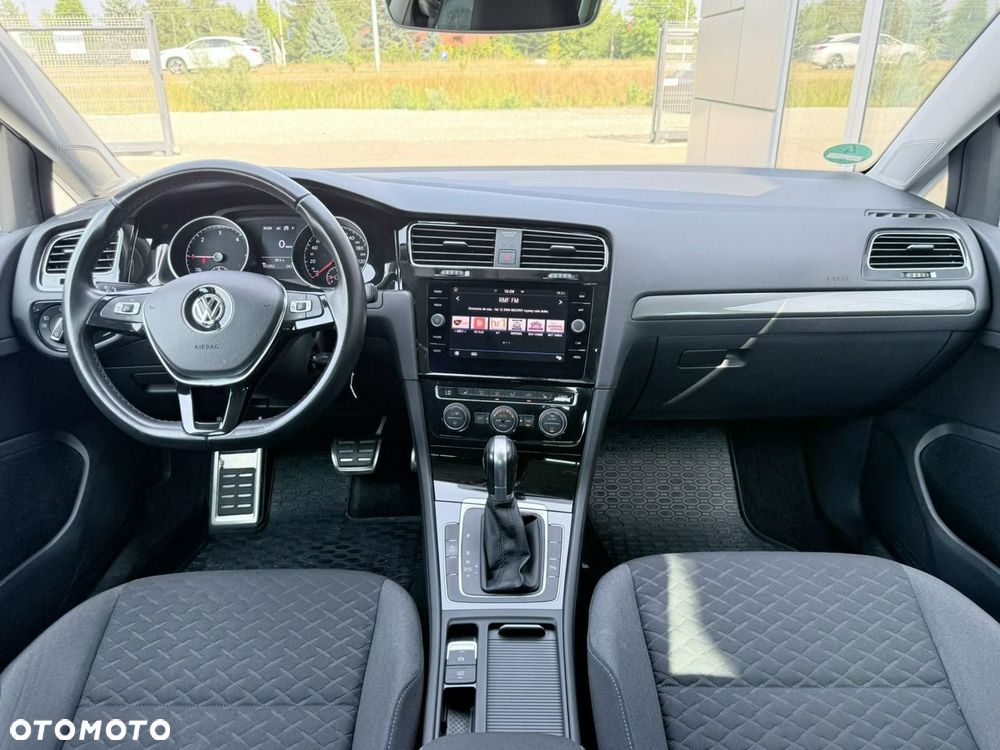 Volkswagen Golf Variant 1.6 TDI SCR DSG Join - 4