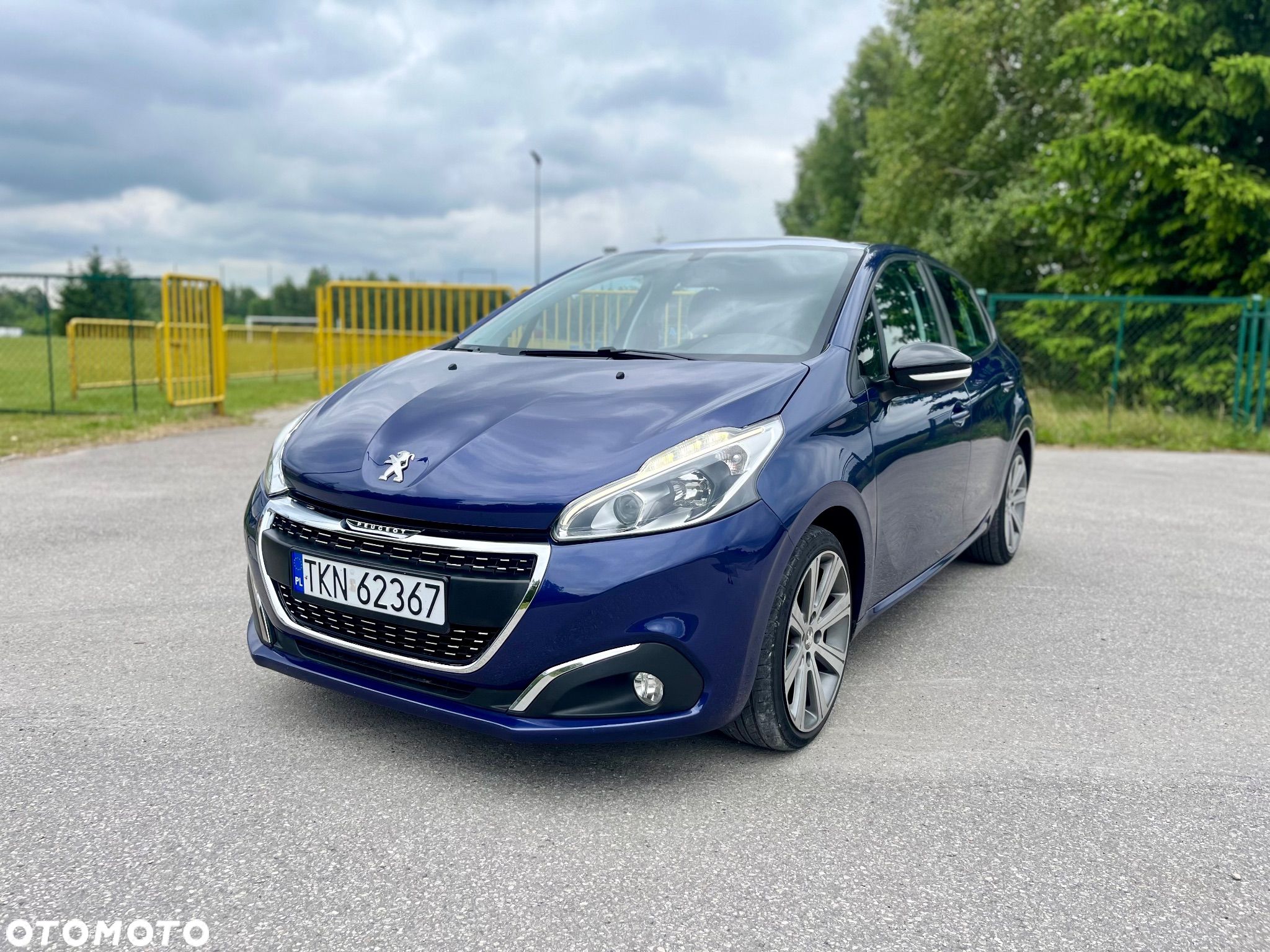 Peugeot 208 1.2 PureTech Allure - 1