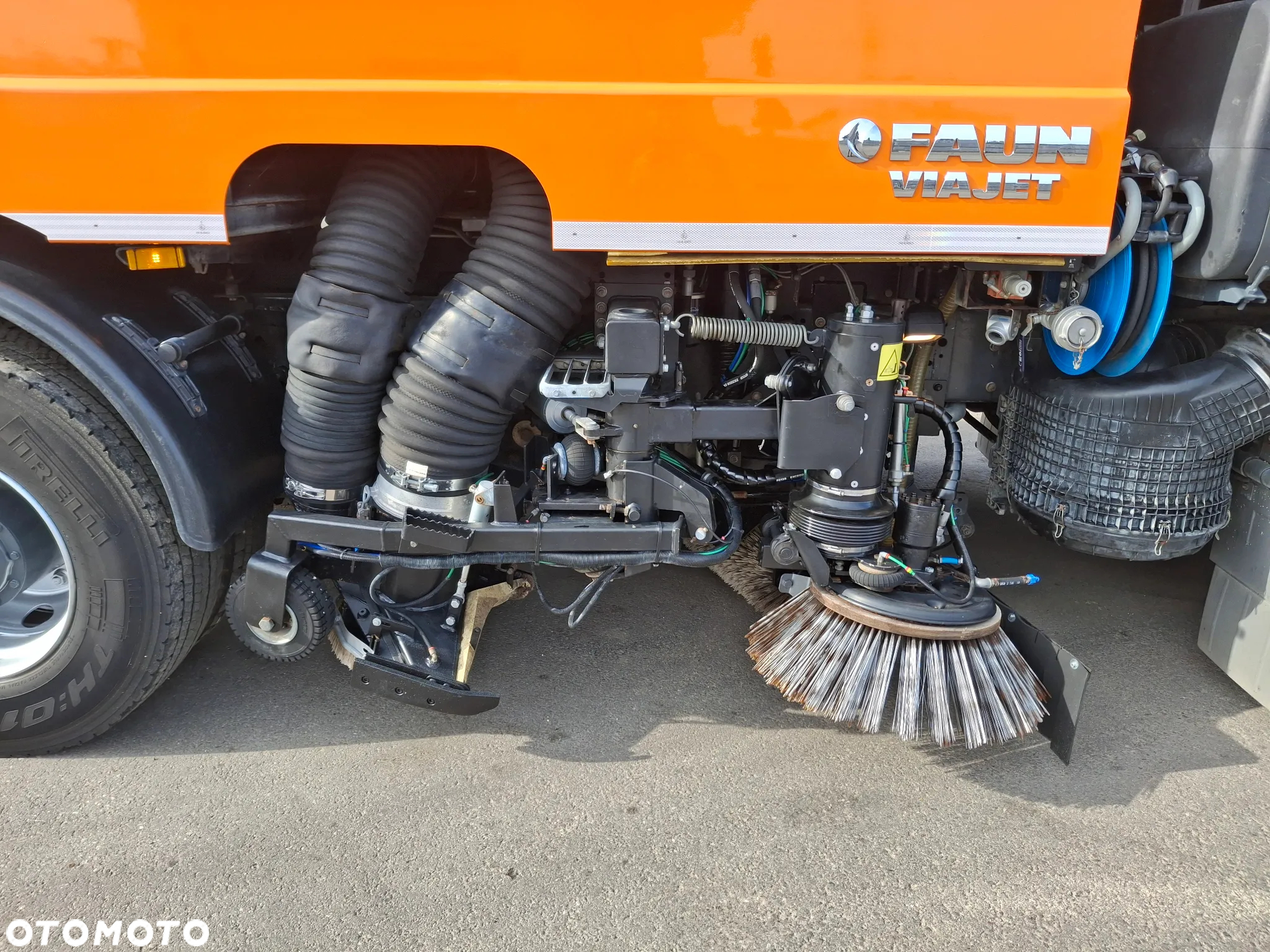 Mercedes-Benz Actros 1932 Zamiatarka FAUN Szczotki L/R Odchwaszczarka Szczotki Przednie 2014r PM10 Rura Do Liści Dodatkowy Zbiornik Wody Hydrostat Pneumatyka - 17