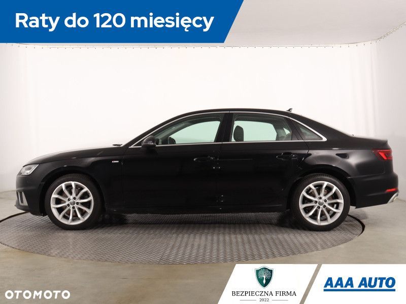 Audi A4 Limousine - 4