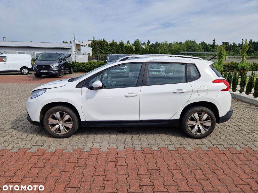Peugeot 2008 1.2 Pure Tech Style - 7