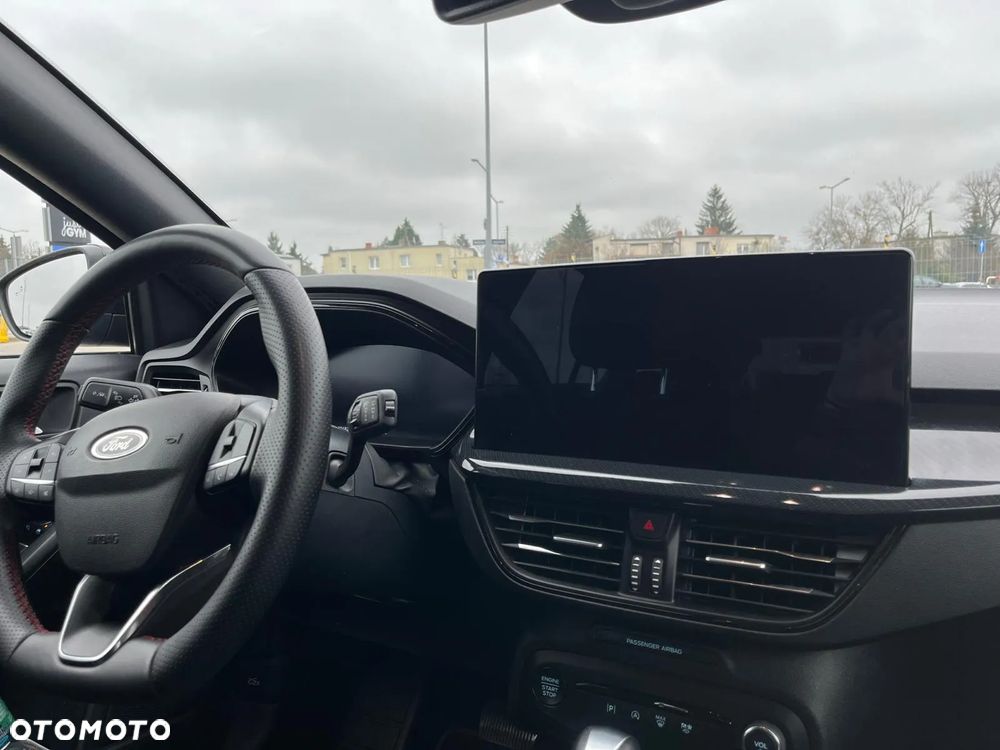 Ford Focus 1.0 EcoBoost Hybrid ST-LINE X - 15