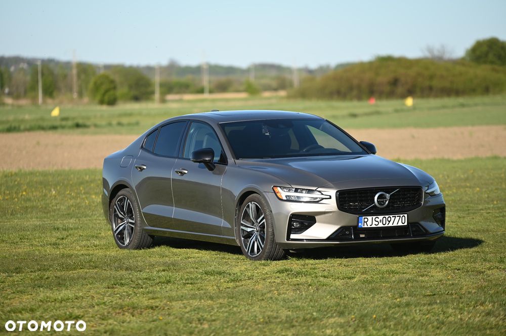 Volvo S60 T5 R-Design - 2