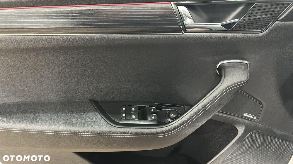 Skoda Superb 2.0 TDI SCR Style DSG - 14