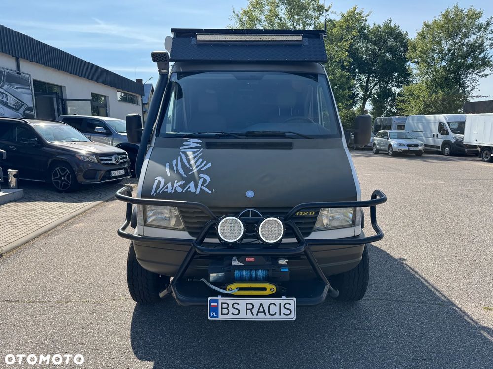 Mercedes-Benz Sprinter - 22