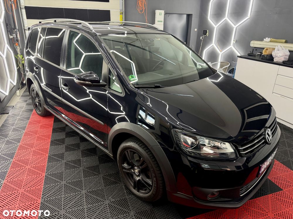 Volkswagen Touran 2.0 TDI DPF Cross - 7