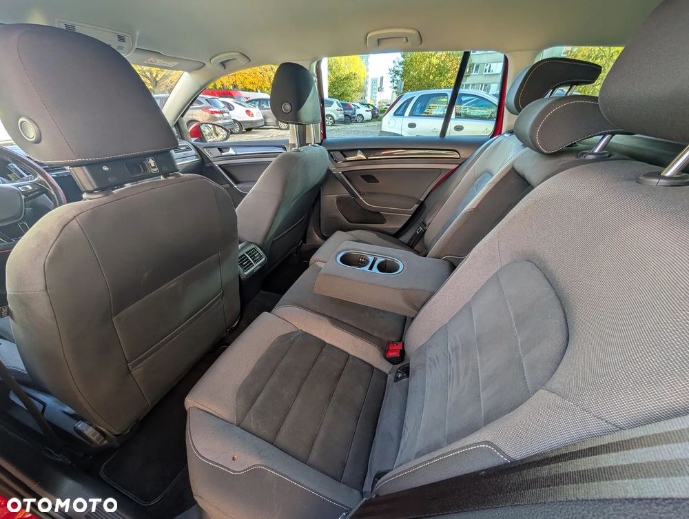 Volkswagen Golf VII 1.5 TSI BMT Highline DSG - 9