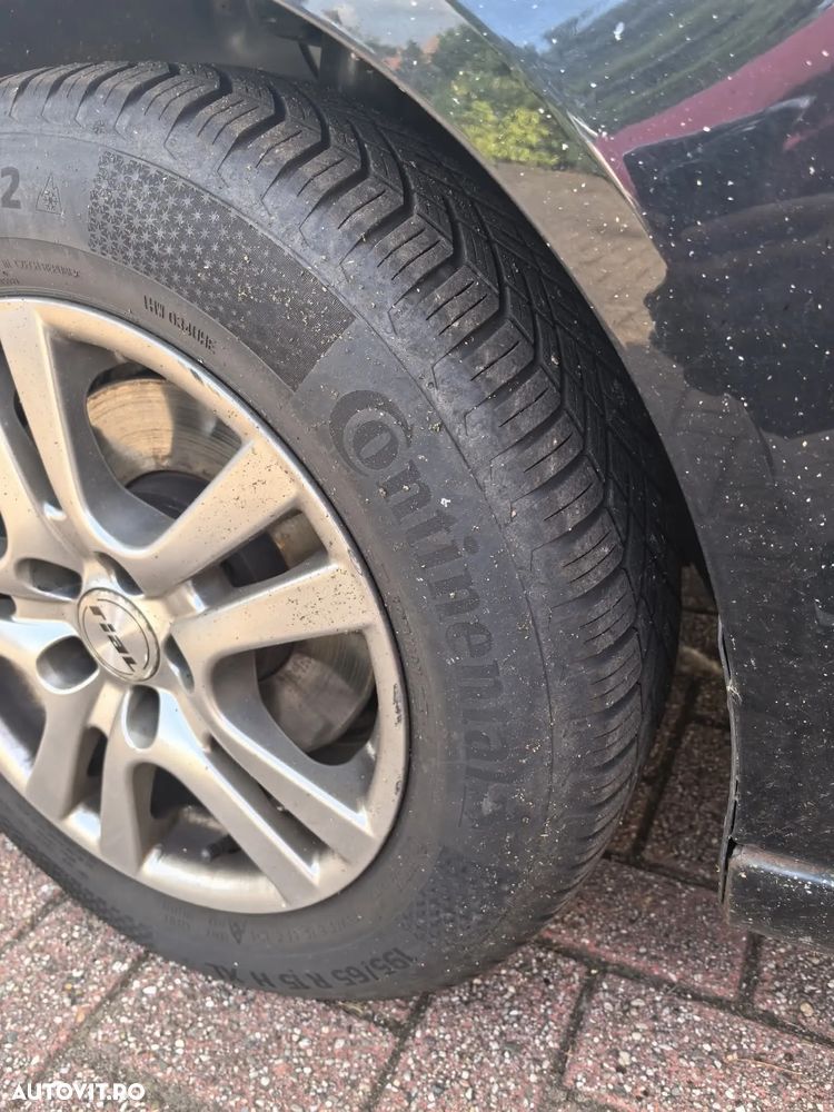 Volkswagen Golf Plus 1.9 TDI Comfortline - 3
