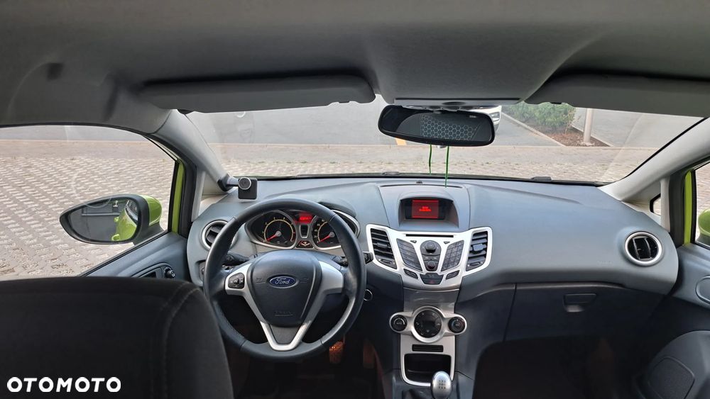 Ford Fiesta - 27