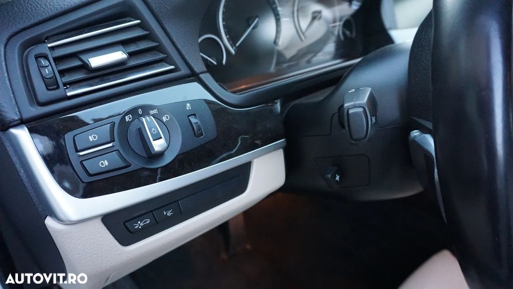 BMW Seria 5 535d xDrive - 16