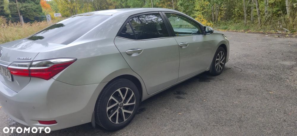 Toyota Corolla 1.6 Prestige - 3