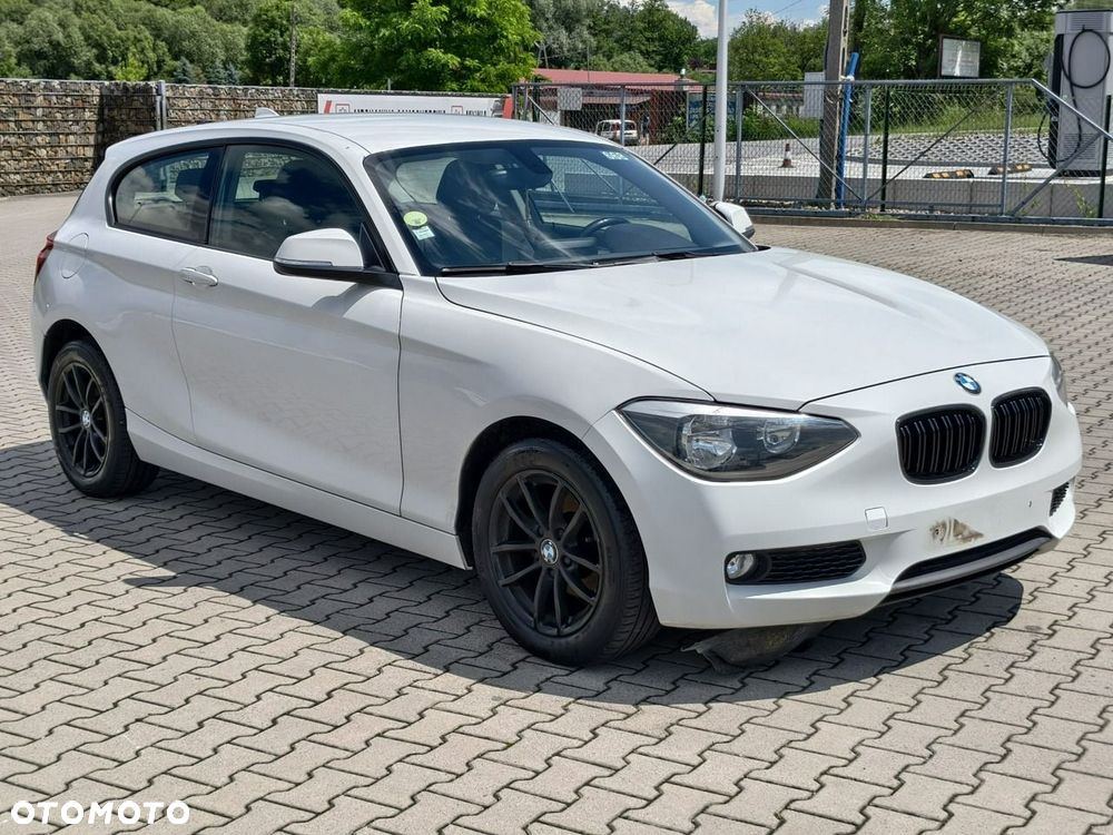 BMW Seria 1 - 1