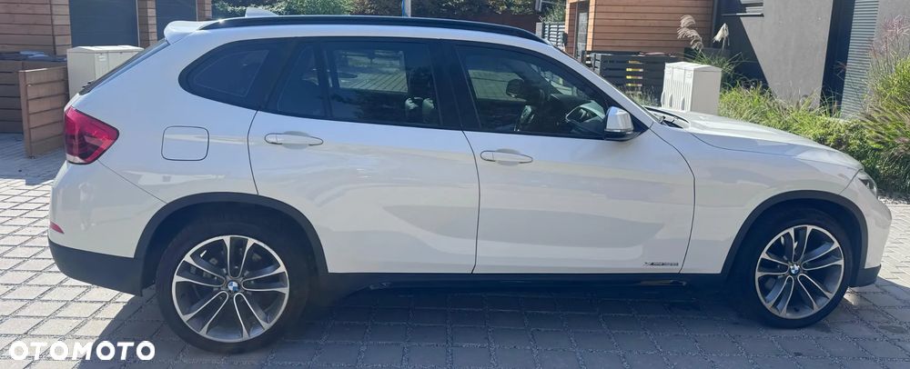 BMW X1 xDrive28i Sport Line - 7