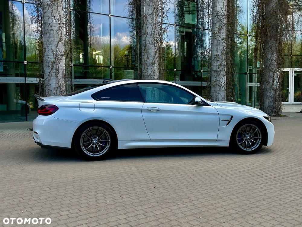 BMW M4 DKG - 3