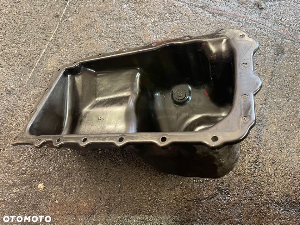 Miska olejowa szczelna Bmw N43 e90 318i 316i