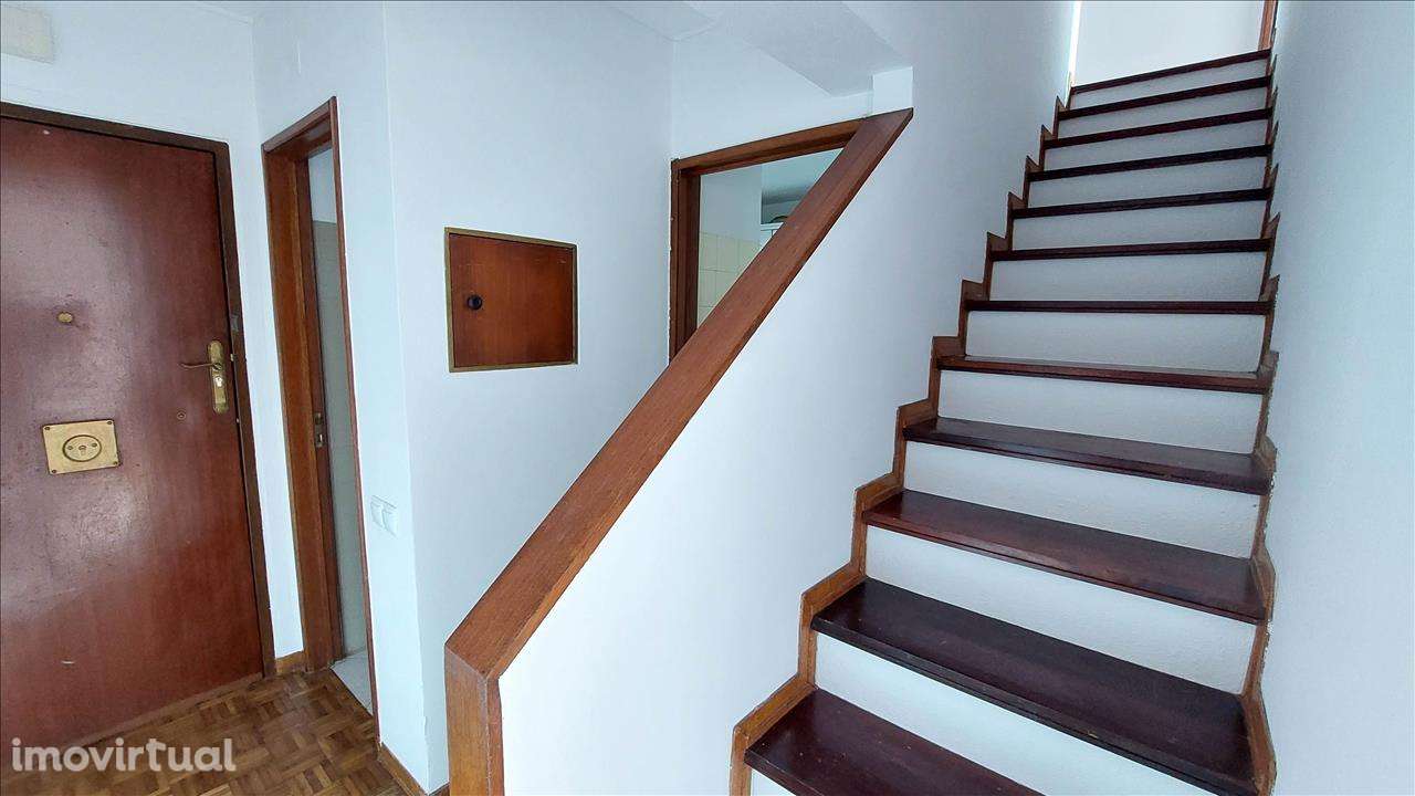 Apartamento em Sintra, Algueirão-Mem Martins - Grande imagem: 2/11