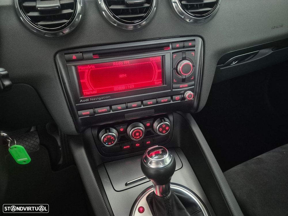 Audi TT Coupé 2.0 TDI quattro S tronic - 18