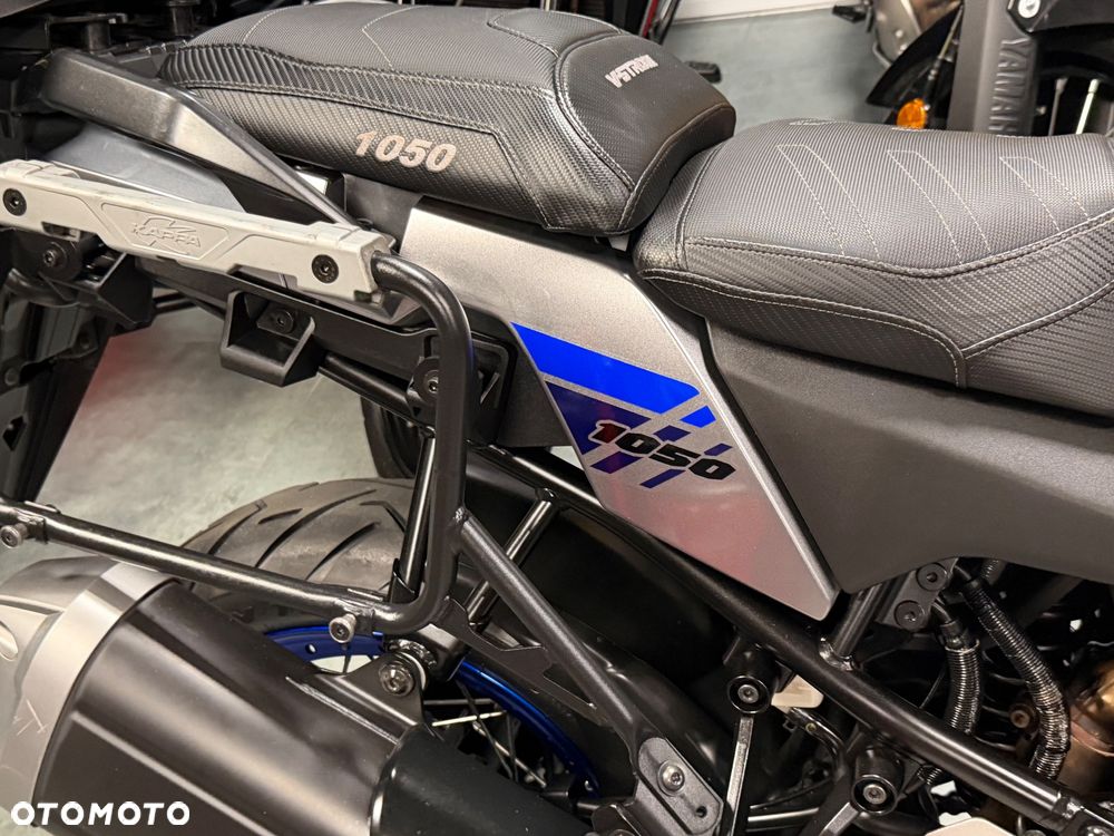 Suzuki V-STROM - 15