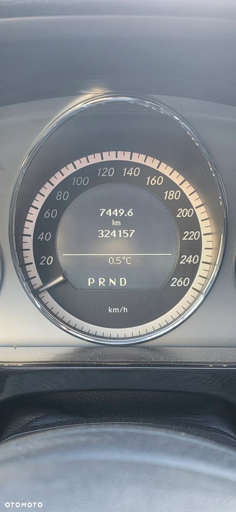 Mercedes-Benz Klasa E - 10