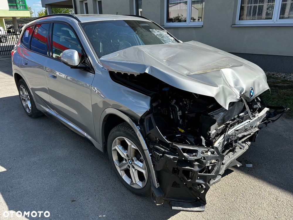 BMW X1 xDrive25e M Sportpaket - 7
