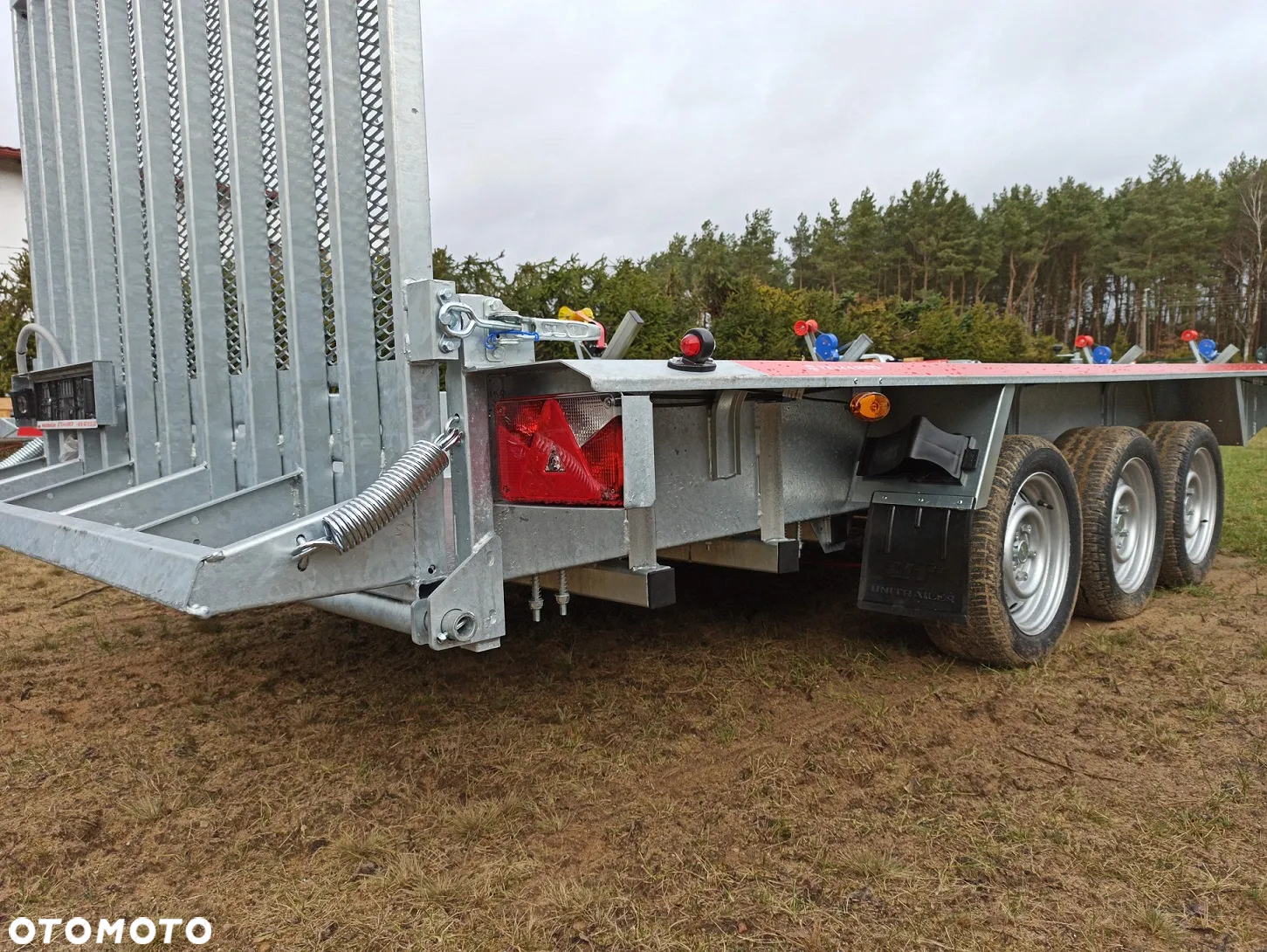 TEMARED Przyczepa koparkowa 3 osie BUILDER 4018 pod koparkę duża MOCNA - 5