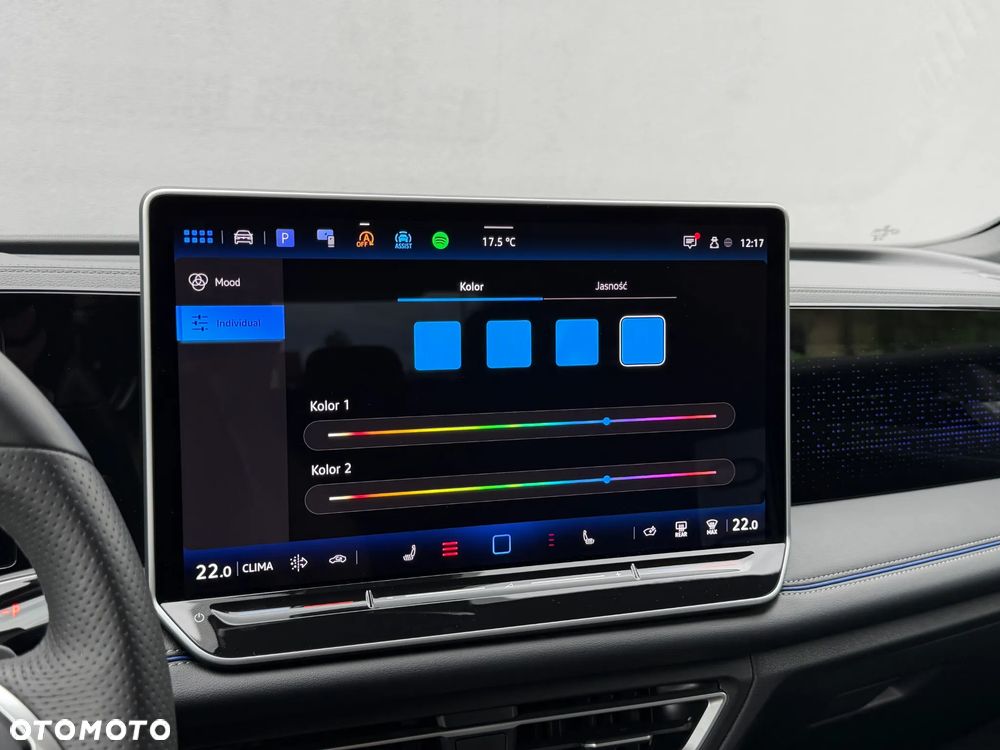 Volkswagen Tiguan 1.5 eTSI R-Line Plus DSG - 23