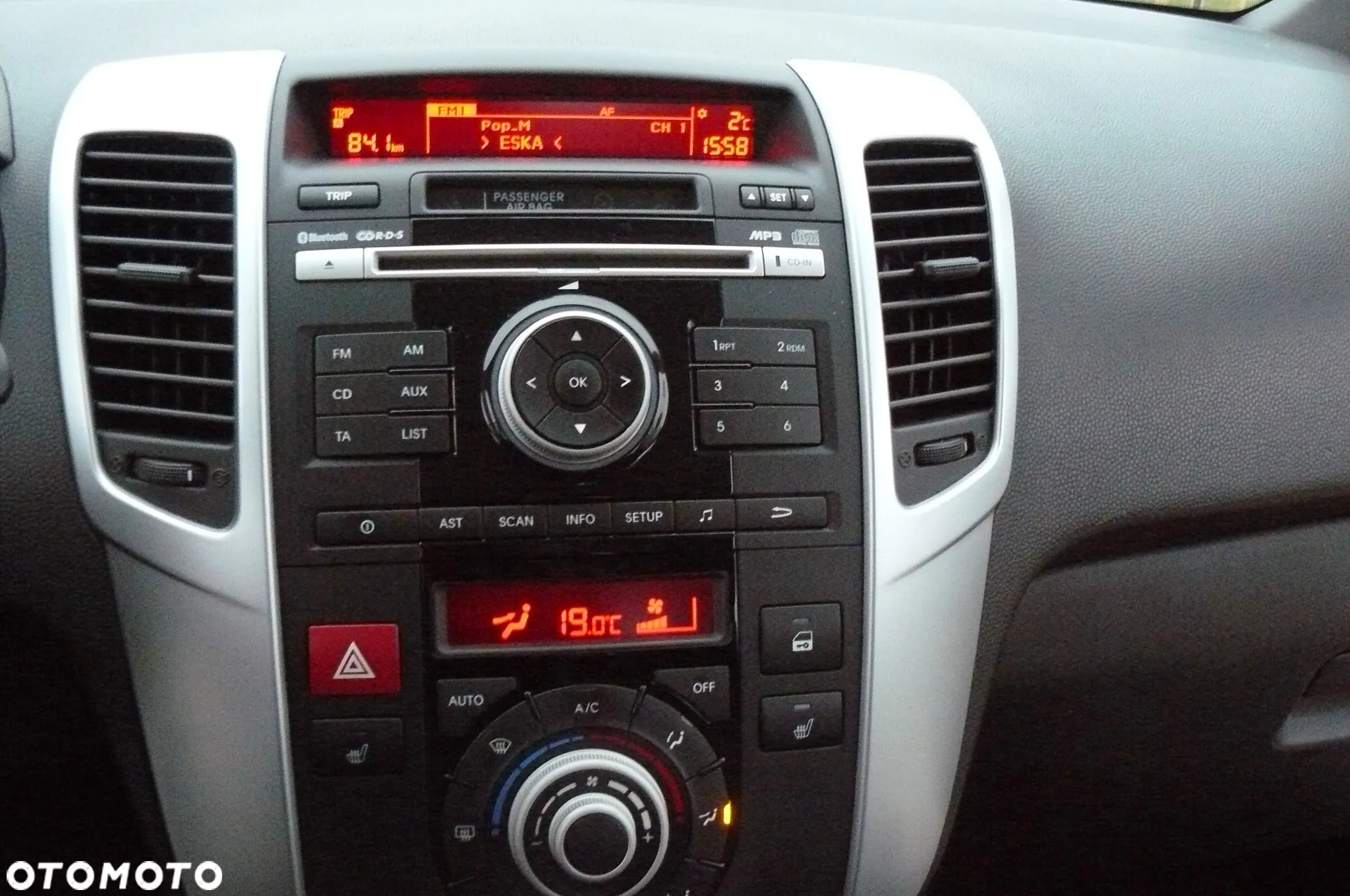 Kia Venga - 27