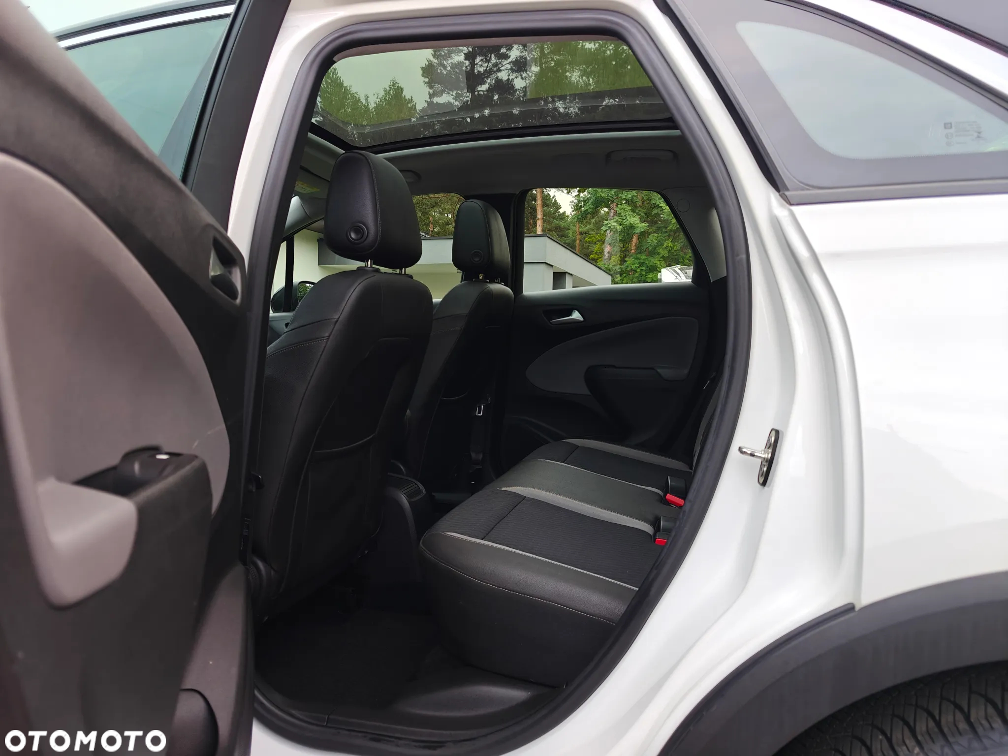 Opel Crossland X - 16